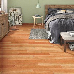 Parquet massello S in ambrato verniciato e spazzolato select sp. 15/5 mm 1.296 m²