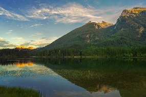 Carta da parati autoadesiva – Lago tra le montagne