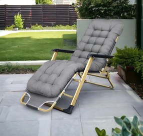Chaise longue da giardino dorata con borsa in grigio