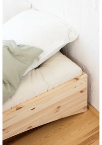 Letto matrimoniale di colore naturale in pino massiccio senza testiera 160x200 cm Orbit – Karup Design