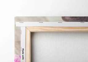 Quadro su tela – Orchidea e pietre Zen su sfondo in legno