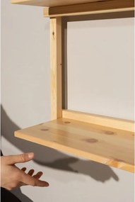 Libreria da parete di colore naturale in pino massiccio 192x127 cm Groove – Karup Design