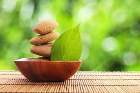 Carta da parati – Pietre Zen e foglia in ciotola