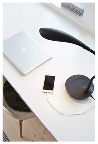 Lampada da tavolo nera con porta USB Swan - Markslöjd