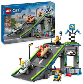 Gara sulla pista a rampe Lego City