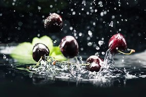 Carta da parati – Ciliegie mature nell'acqua