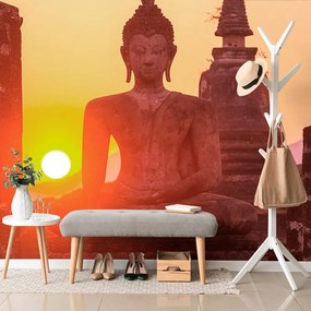 Carta da parati autoadesiva – Statua di Buddha tra le pietre