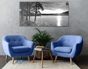 Quadro su tela – Tramonto sul lago in bianco e nero
