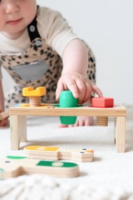 Banco e accessori di legno