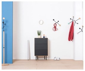 Cassettiera alta nera in legno di quercia con 3 cassetti 60x100 cm Fina - Gazzda