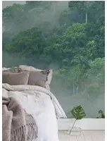 Rebel Walls Carta da parati panoramica Misty Forest