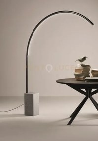 Lampada da terra led ad acro con base in marmo pt.biblo-marmo.nero ...