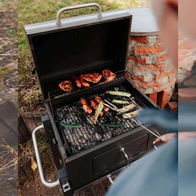 Barbecue a carbonella acciaio giardino terrazzo