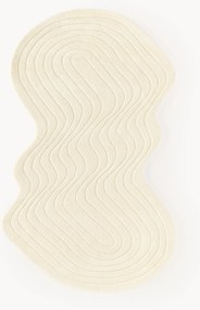 Tappeto in lana fatto a mano dalla forma organica Aliza