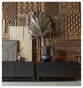 Mobile TV nero in pino massiccio 150x56x44 cm Gravure – WOOOD