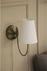 Lampada da parete bianca/color ottone con alimentazione a corrente Amar – Markslöjd