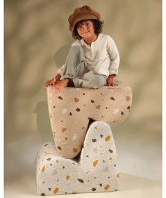 Poltrona per bambini marrone chiaro con rivestimento in bouclé e ciniglia Terrazzo Cloud – Wigiwama