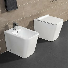Sanitari filomuro Rimless serie Malaga completo di sedile rallenty