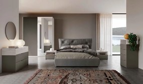 Camera matrimoniale con letto ecopelle, finitura Grigio cenere e Bianco altea