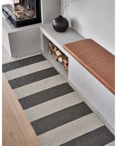 Tappeto da interno/esterno color antracite/color crema 140x180 cm Bob Charcoal Linen – Pappelina