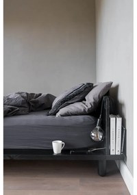 Letto matrimoniale nero in legno di pino con griglia 140x200 cm Peek - Karup Design