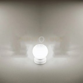 Lampada da tavolo in metallo bianco opaco maga 1 luce attacco e14 d...