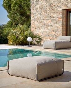 Kave Home - Pouf divano modulare 100% outdoor Square verde e alluminio nero 101 x 101 cm