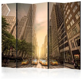 Paravento design All'ombra dei grattacieli II - taxi e architettura di NYC