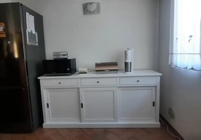 Credenza classica tre ante scorrevoli e tre cassetti in legno bianco opaco