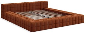 Letto matrimoniale imbottito color terracotta con griglia 160x200 cm Akela - Makamii