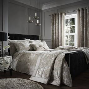 Biancheria da letto in velluto beige per letto matrimoniale 200x200 cm Crushed - Catherine Lansfield