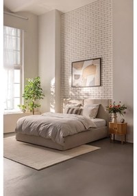 Letto matrimoniale imbottito beige con contenitore e rete inclusi 180x200 cm Thessa Bold – Bonami Selection