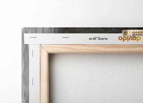 Stampa su tela – Toro bianco con giornali in bagno