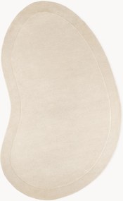 Tappeto in lana dalla forma organica fatto a mano Kadey