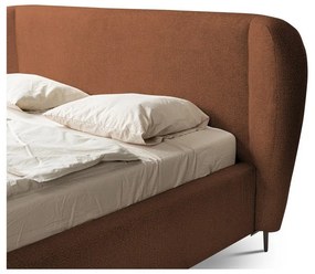 Letto matrimoniale imbottito color terracotta con rete inclusa 140x200 cm Makana – Makamii