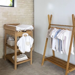 Fasciatoio di colore naturale in rovere massiccio con fasciatoio Forrest – Vipack