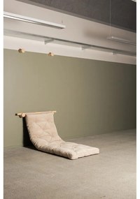 Poltrona marrone scuro allungabile con rivestimento in velluto a coste Hooked – Karup Design