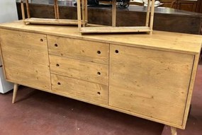 Credenza da 185 cm in legno abete spazzolato naturale