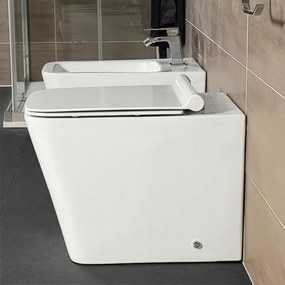 Wc filomuro Rimless serie Malaga in ceramica bianco lucido