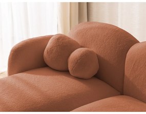 Divano angolare color terracotta (con penisola a sinistra/con chaise lounge) con rivestimento in bouclé Orbit – Ropez