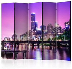 Paravento design Melbourne viola II (5 parti) - grattacieli su sfondo notturno