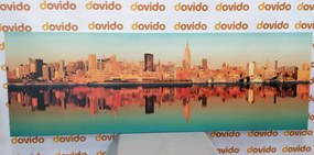 Stampa su tela – Incantevole New York riflesso nell'acqua