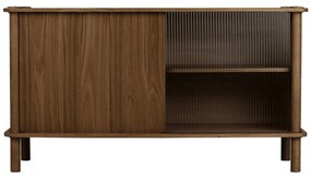 Vetrina marrone in rovere massiccio con ante scorrevoli 135x73,5x48 cm Italic – UMAGE