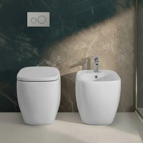 Sanitari filomuro rimless Rak Illusion con copriwater soft close