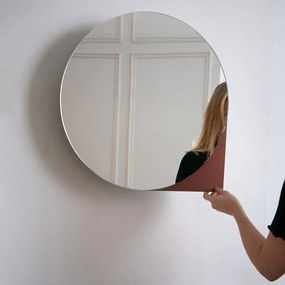 Mobile per bagno color terracotta in metallo da appendere/con specchio 55x55 cm Sonnet – Spinder Design