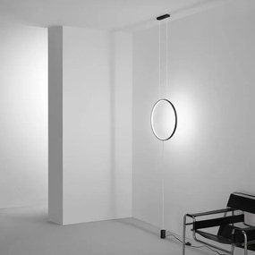 Lampada da terra Portal nero  H 140cm  Luce cct regolazione da bianco caldo a bianco freddo 2400 LUMEN