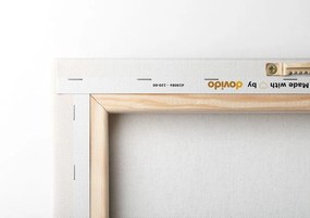Quadro su tela – Astrazione tra le montagne