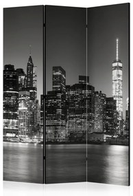 Paravento separè Notti newyorkesi - panorama in bianco e nero di New York