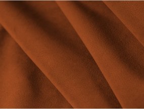 Cuscino per divano color terracotta con rivestimento in velluto Kemi – Cosmopolitan Design