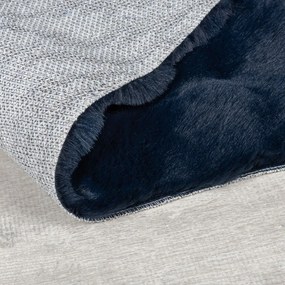 Tappeto in pelliccia sintetica blu scuro 80x150 cm Waffle Faux Fur - Flair Rugs